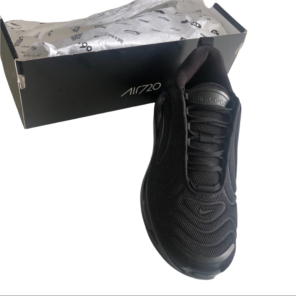 Nike Air Max 720 Grade School ‘Triple Black’ Size 7 Y/ 8.5 women’s - Picture 5 of 7